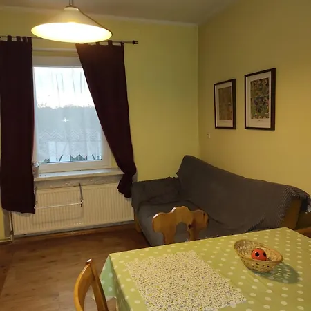 Apartment Mieszkanie Niedaleko Palacu Rybna Tarnowskie Gory